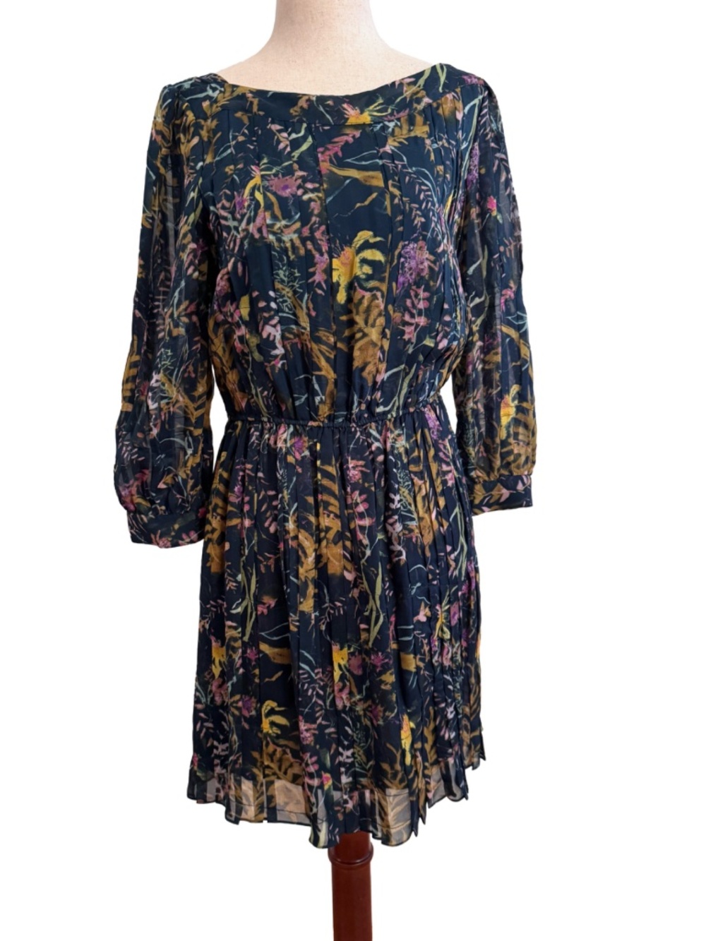 Diane von Furstenberg DVF Pialla Silk Floral Pleated Mini Dress Size 2